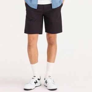 NWT Dockers Men's Ultimate 9.5" Supreme Flex
Black Shorts Size 29